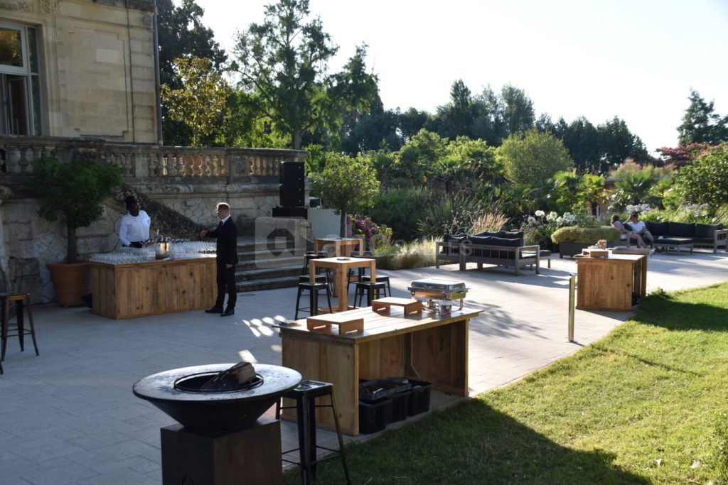 Chateau Gratttequina terrasse