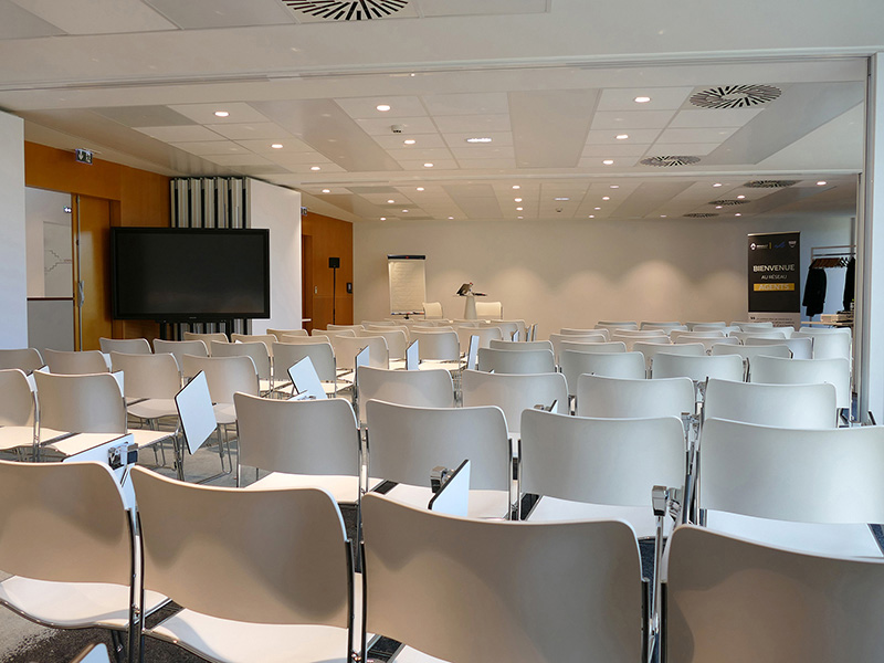 Salle de seminaire pour centre de congrès de la haute saintonge