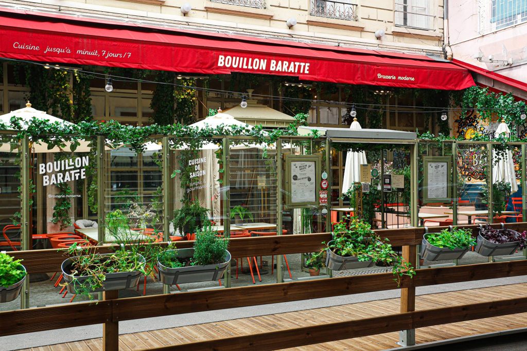 Terrasse de la brasserie bouillon baratte